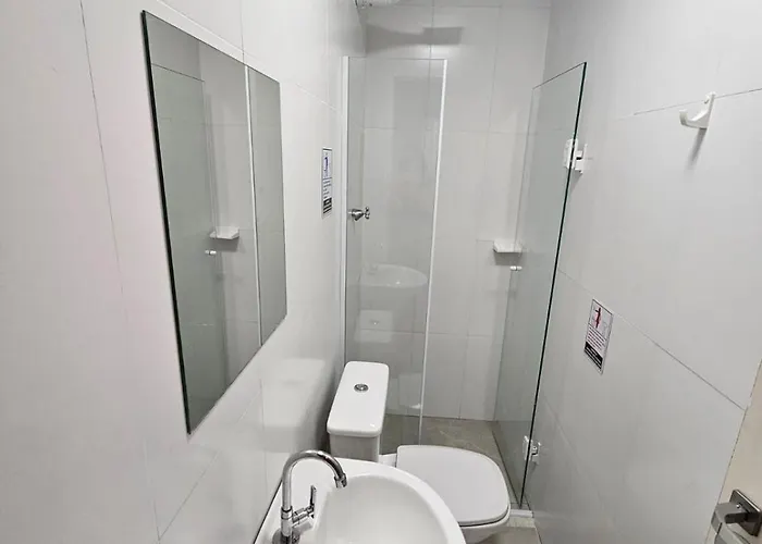 Liah Hostel & Suites